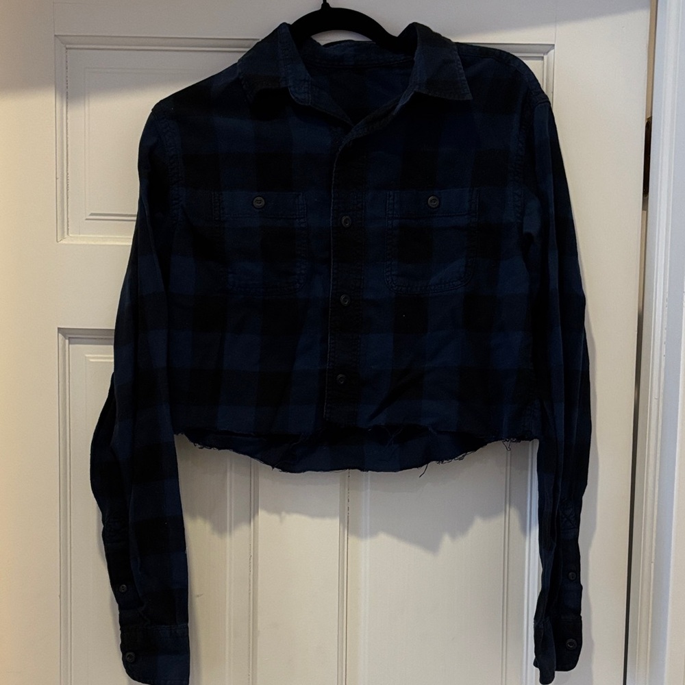 Urban Outfitters Blue and Black Plaid Cropped Button-Down Shirt